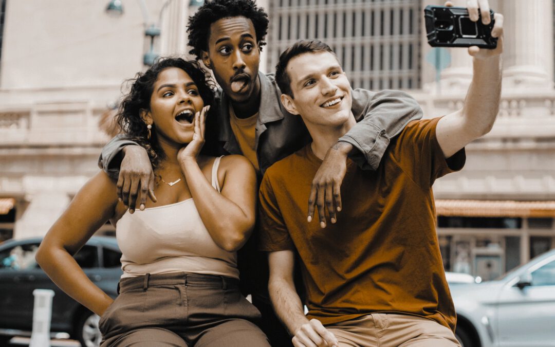 Ungesunde Kurzvideos: Warum der Algorithmus unserer Psyche schadet – Alles was Sie wissen muessen